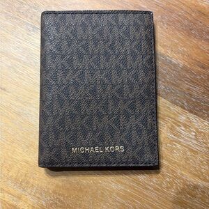 Michael Kors Signature Brown Card Holder